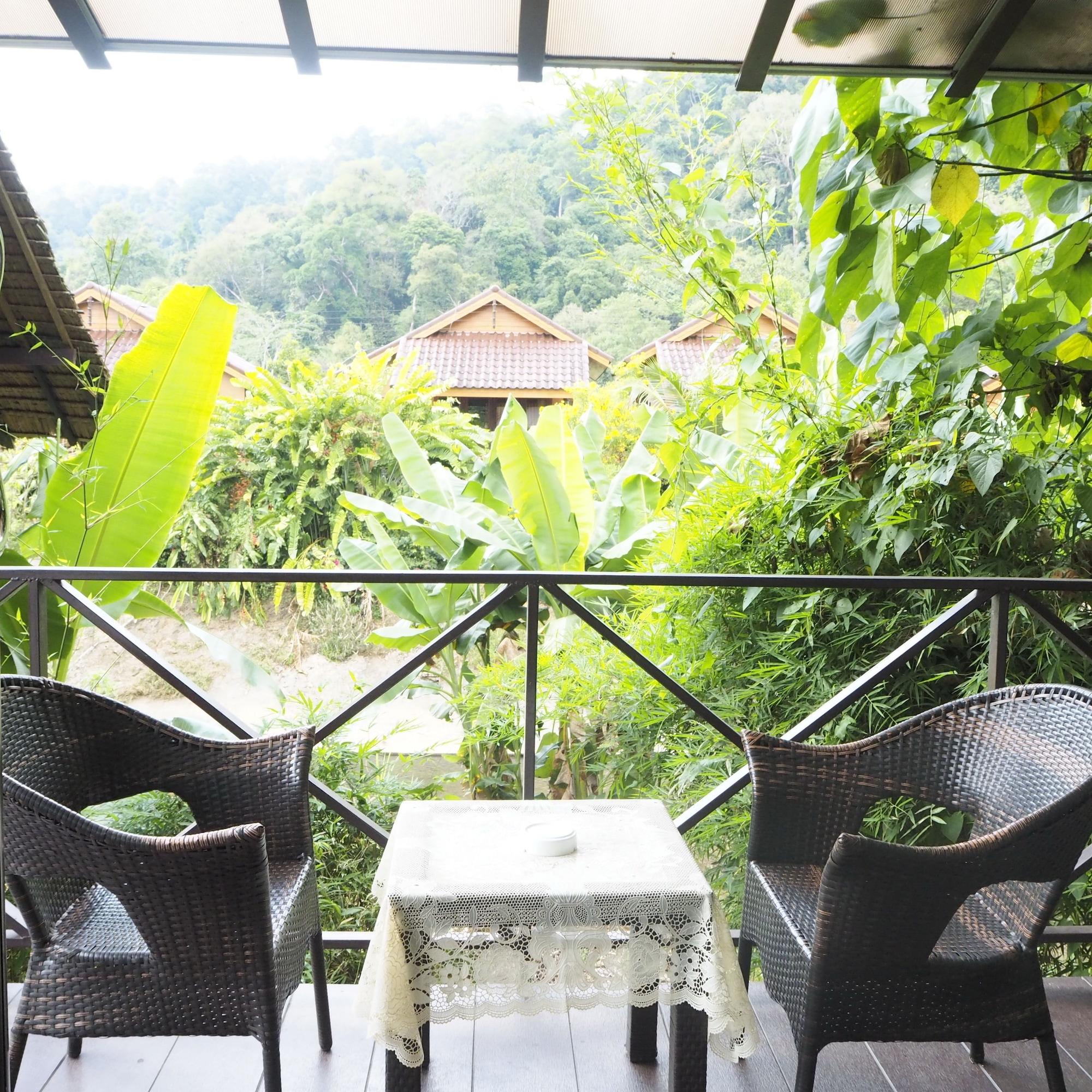 Khao Sok Green Valley Resort - Sha Certified Khao Sok National Park Экстерьер фото